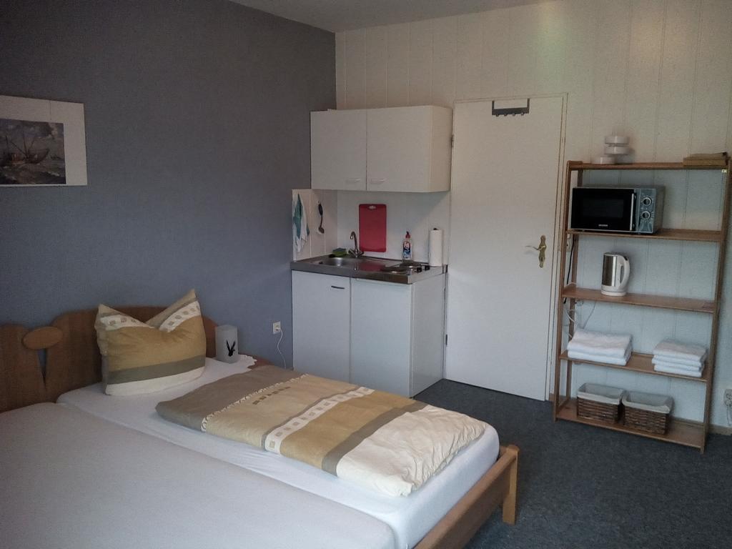 Pension Johanne Aurich Exterior foto